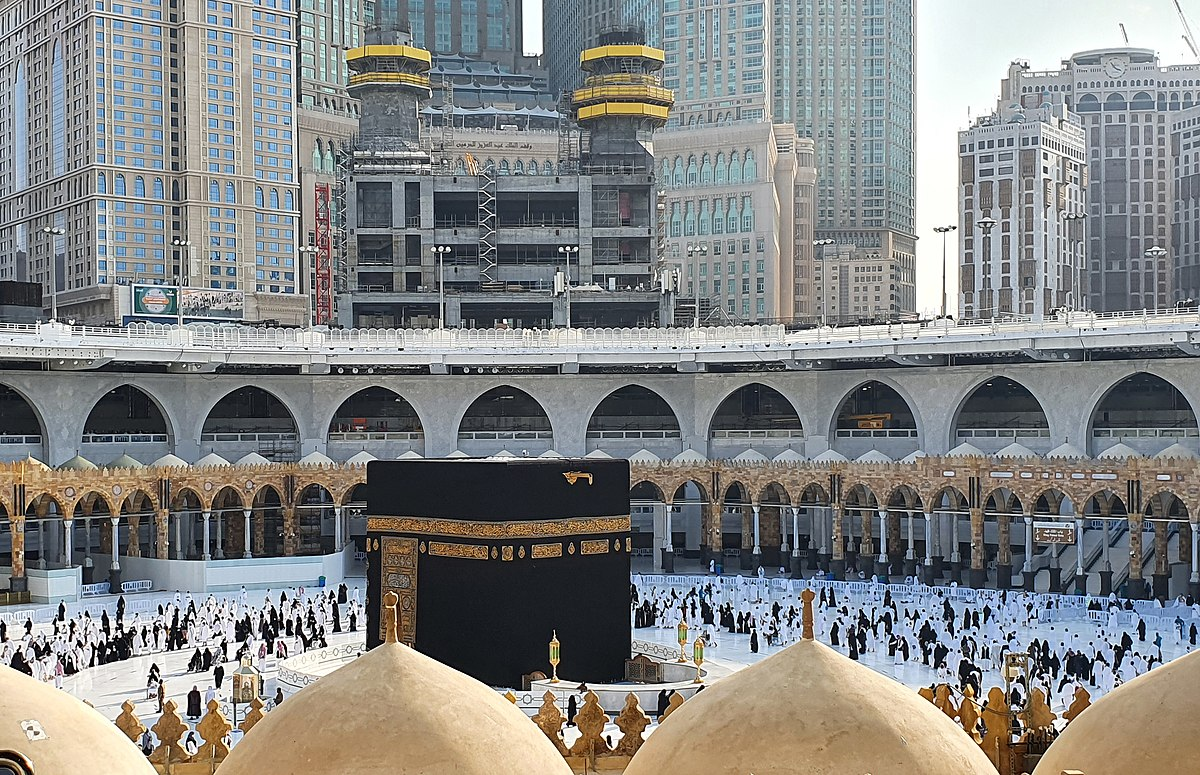 Logistics Support for 100 Hajj Pilgrims